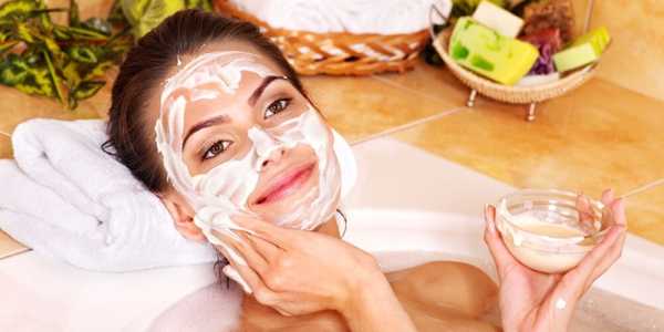 The Remedies and Benefits of DIY Anti-Aging Face Masks